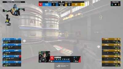 apEX watches his flashes make life easy for JACKZ