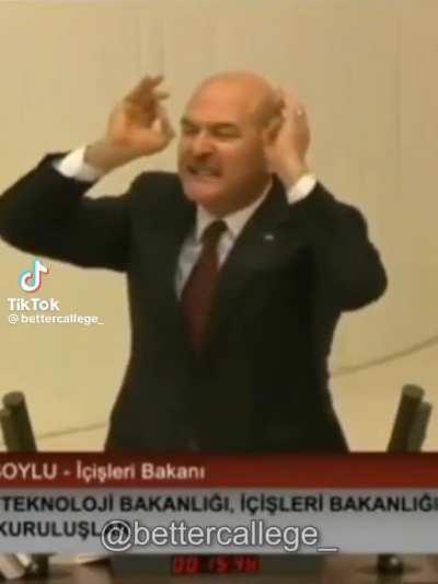 Gayet mutluyum devam edebilirler 