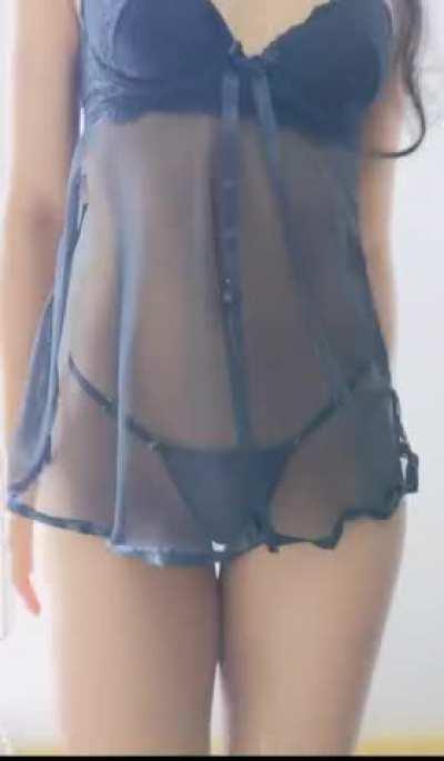 A little dance for you cuties🥰