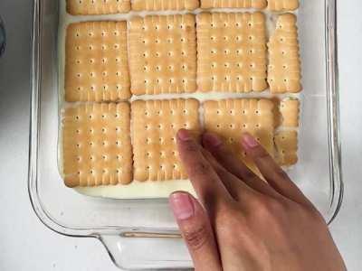 Bulgarian Biscuit Cake (Biscvitena Torta)