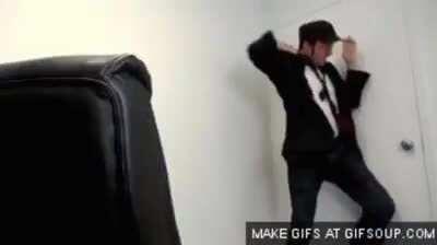 Melplore after getting downvoted after making the same shitty peely joke for the thousandth time