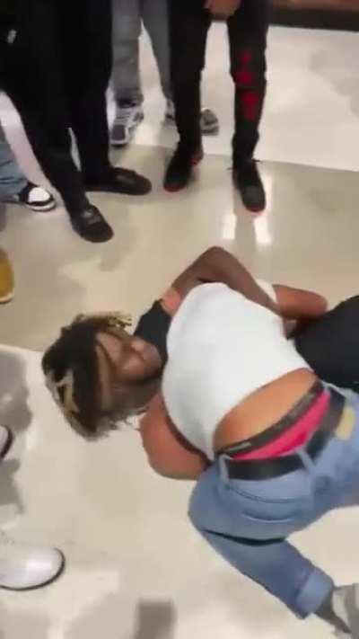 He rag dolled tf outta homeboy