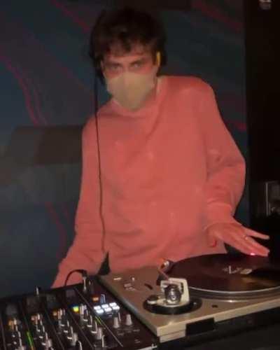 Andrew DJing tonight in NY