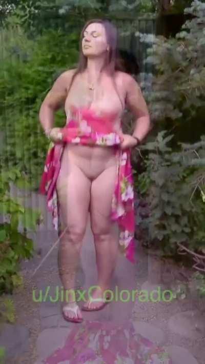 I am so annoyed that I’m nude in public and I’m not getting fucked in public