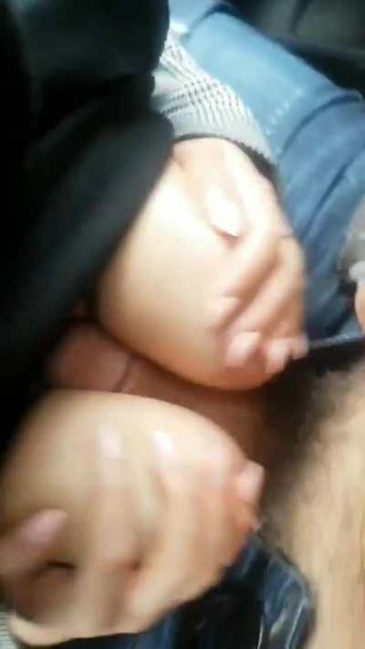 Superhot hijabi babe😍