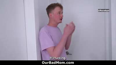 Step son Using his cock to please his stepmom and stepaunt simultaneously!