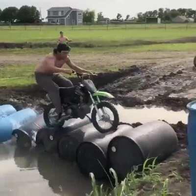 Первый парень на деревне.