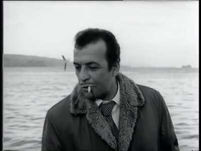 Kadınlar el bebek gül bebek gibi davranılmasını ister.. Fakat Erkeğin sorumlulukları vardır aramızdaki tek farkı üstadımız sadri alışık anlatmış.