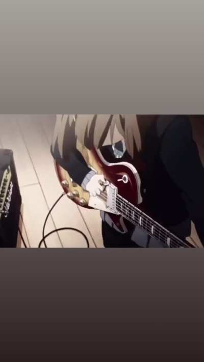 Anime kızı 3 ayak halay