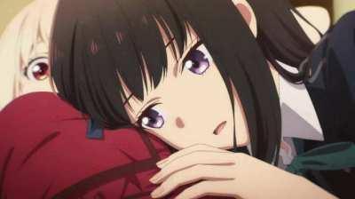 There's no one around