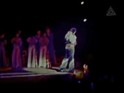 Almost 9 minutes of great, single angle footage of Elvis performing live in July 1975! Enjoy! 