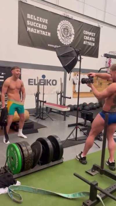 Bodybuilders at their best [Not OC]