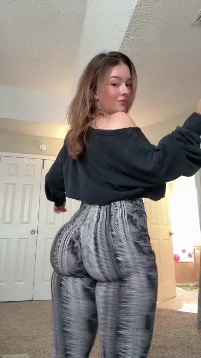 Shaking That Ass