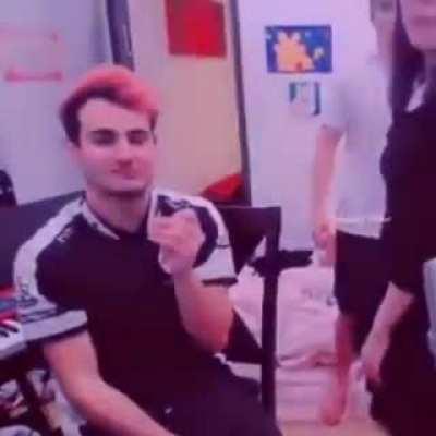 Eu na vida sou ocara com cabelo vermelho