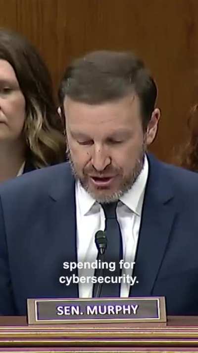 Senator Murphy gives Homeland Secuirty secretary and dog-exterminator Kristi Noem an absolute spanking of epic proportions..