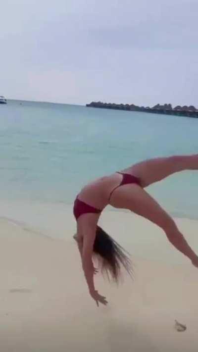 Utah’s Tiffani Lewis❤️🤍🖤