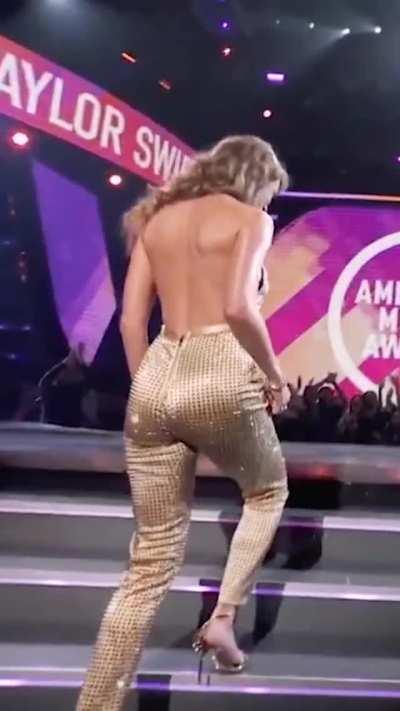 can't get enough of that perfect round ass