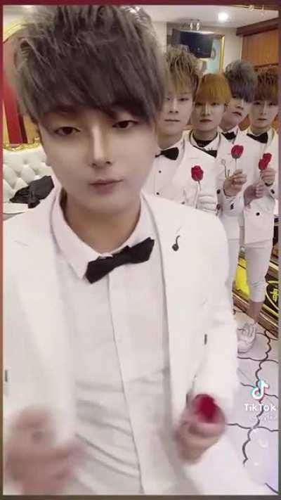 Me clicking through the Oblivion character creator