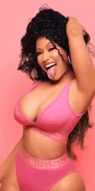 Nicki Minaj’s big tits are so underrated