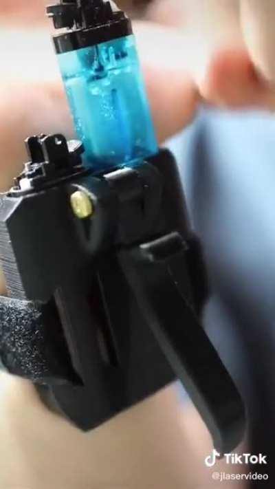 Человек-обеззаражук