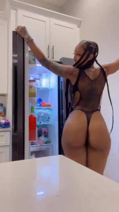 Mizztwerksum sexy ass clap
