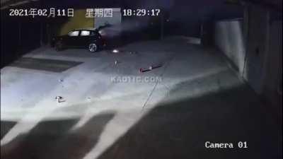 Dumbass swinging a fireworks fountain... around a car packed with fireworks