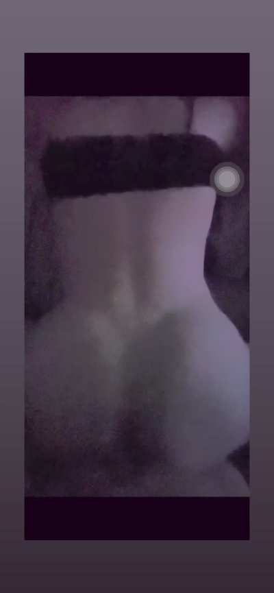 🍑 🤤 who’s obsessed with slo mo 😏😉