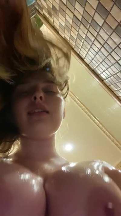 Let me ride u now 😈