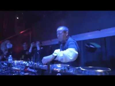 HARDCORE TO THE MEGA