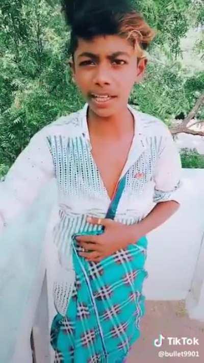 The level of fanboyism in TN is insane. This would be a 7th standard kid.