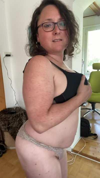 Who here actually like Milf buds?