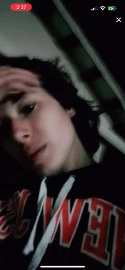 TikTokLive - Video #5560