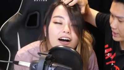 Would love to hear her moan