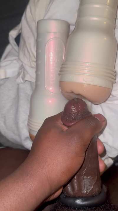 Banging my fleshlight drives my dick insane