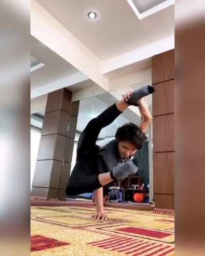 The insane strength of this woman