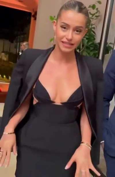 French voice and tits