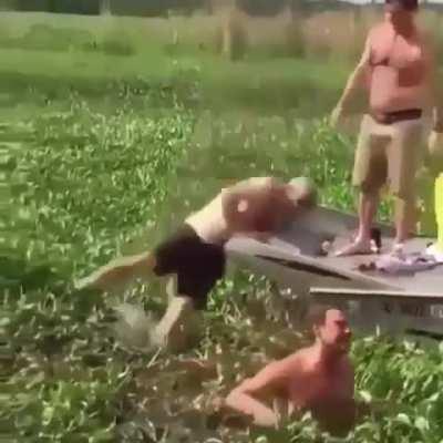 Oof ibd boi took a tumble.