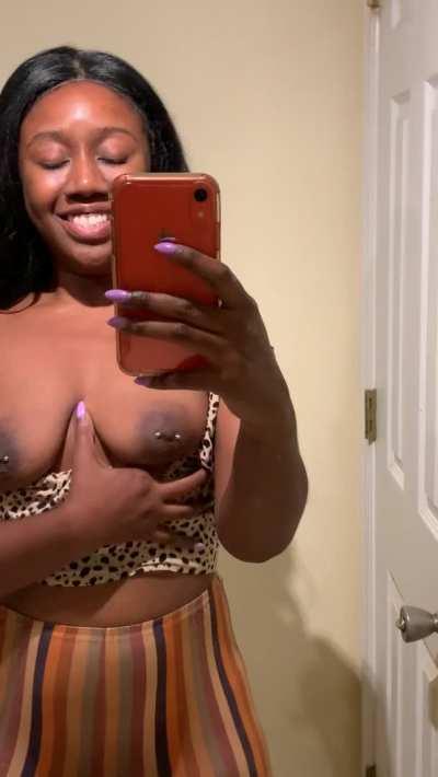 Enjoy this new SEXY video of me flashing my tits