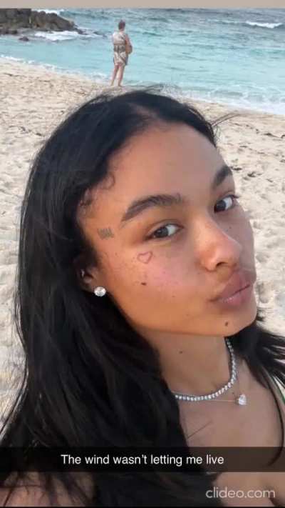 Walk on the beach 🏖