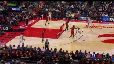 [Highlight] Durant and Nurkic with a beautiful 2 man play