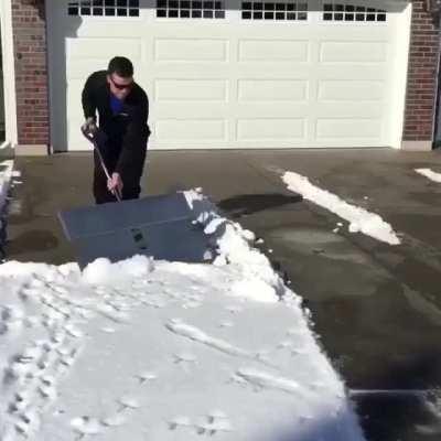 This snow shovel