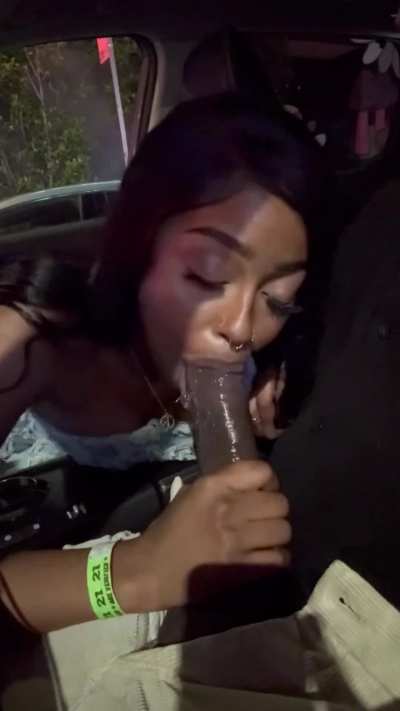 Jus usin her throat before I get to work 😜