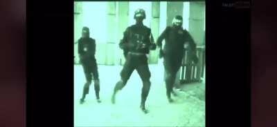 When you respawn as mtf after dying 2 seconds earlier