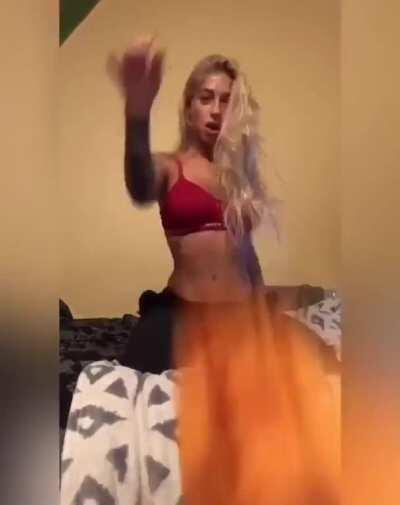 Follow on Instagram @snowgolow! Only fans link in the comments for EXCLUSIVES❄️