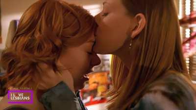 Retro Scenes: Alyson Hannigan & Amber Benson - 