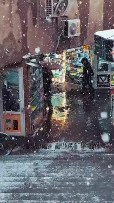 Strange weather in Yerevan today. Nobody expected snow. I just went for a walk:)