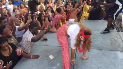 Won a twerk competition in my flares 😜😜