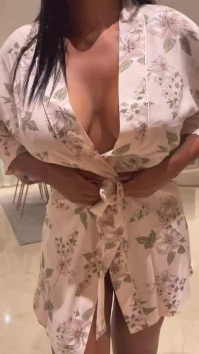 Im in my 40s.. What’s the first word that came to your mind