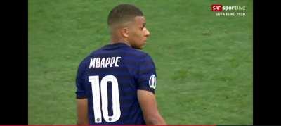 Schweizer Kommentator beim Sieg gegen Frankreich!