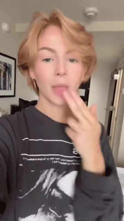 Hottie hot hot 🔥🤤